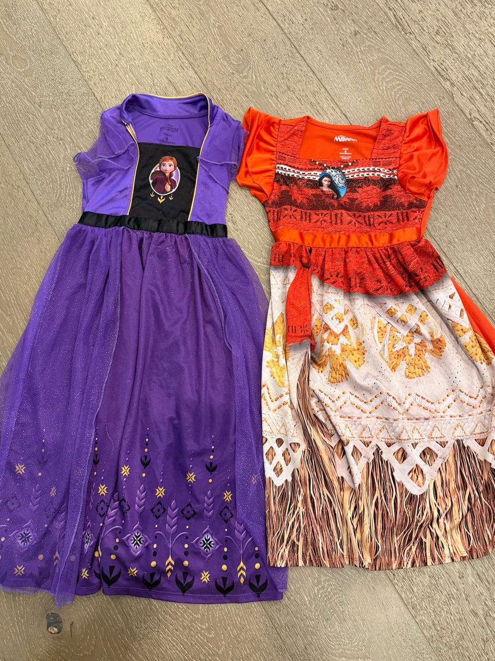 Girls lot of 2 Disney Frozen and Moana-Nightgowns Pajamas Size Small 7-8-9